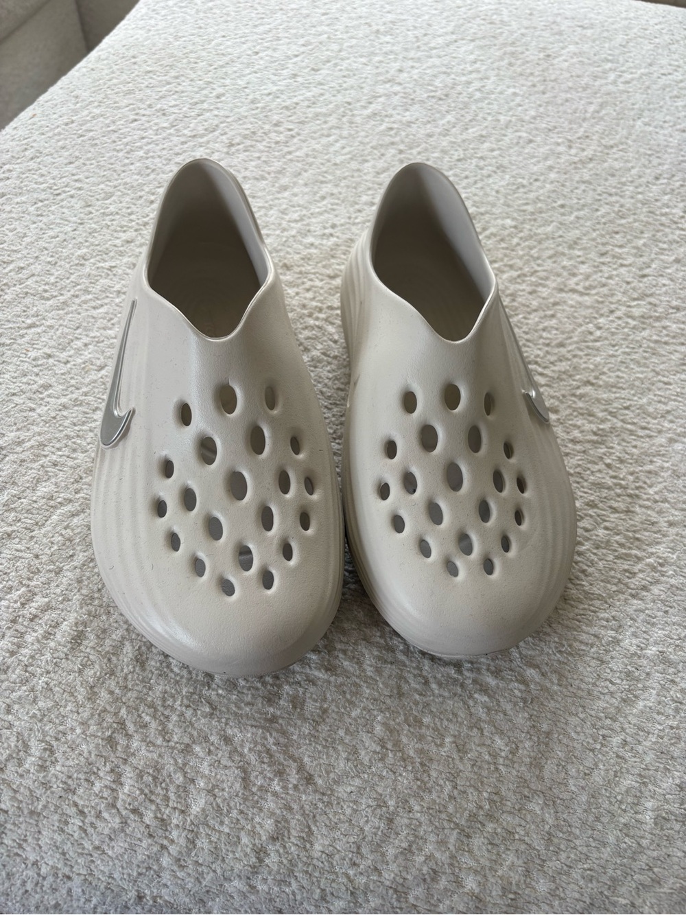 Nike ReactX clogs